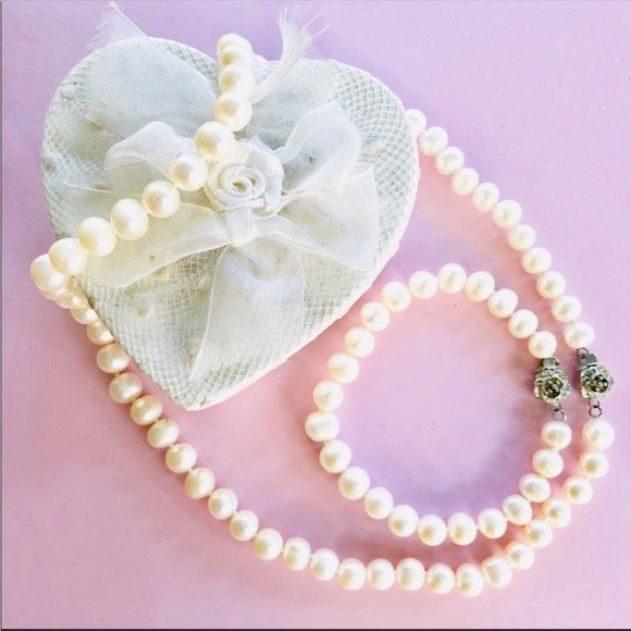 David's Bridal Jewelry - David’s Bridal✨Freshwater Pearls ✨Necklace & Bracelet Set✨ 🎊🚨FINAL PRICE DROP🚨🎊